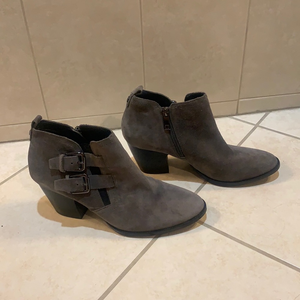 Gray, size 10 Ivanka Trump Booties